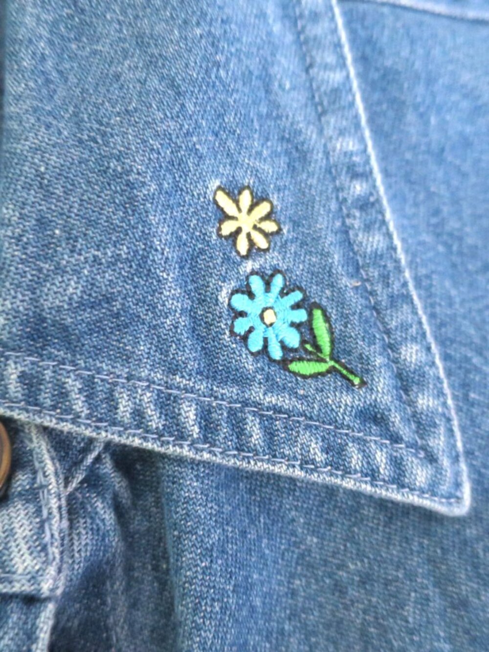 Vintage Winnie The Pooh Embroidered Denim Button Down Shirt Size S - Picture 4 of 10